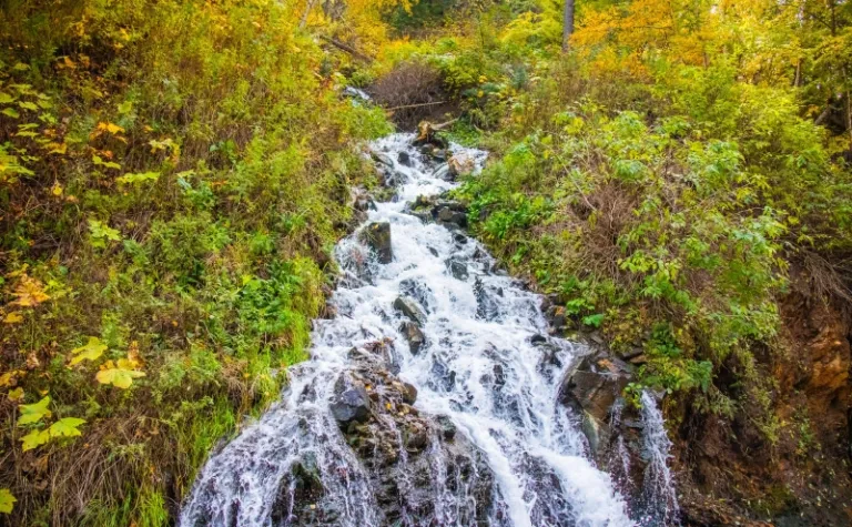 gently flowing effluent